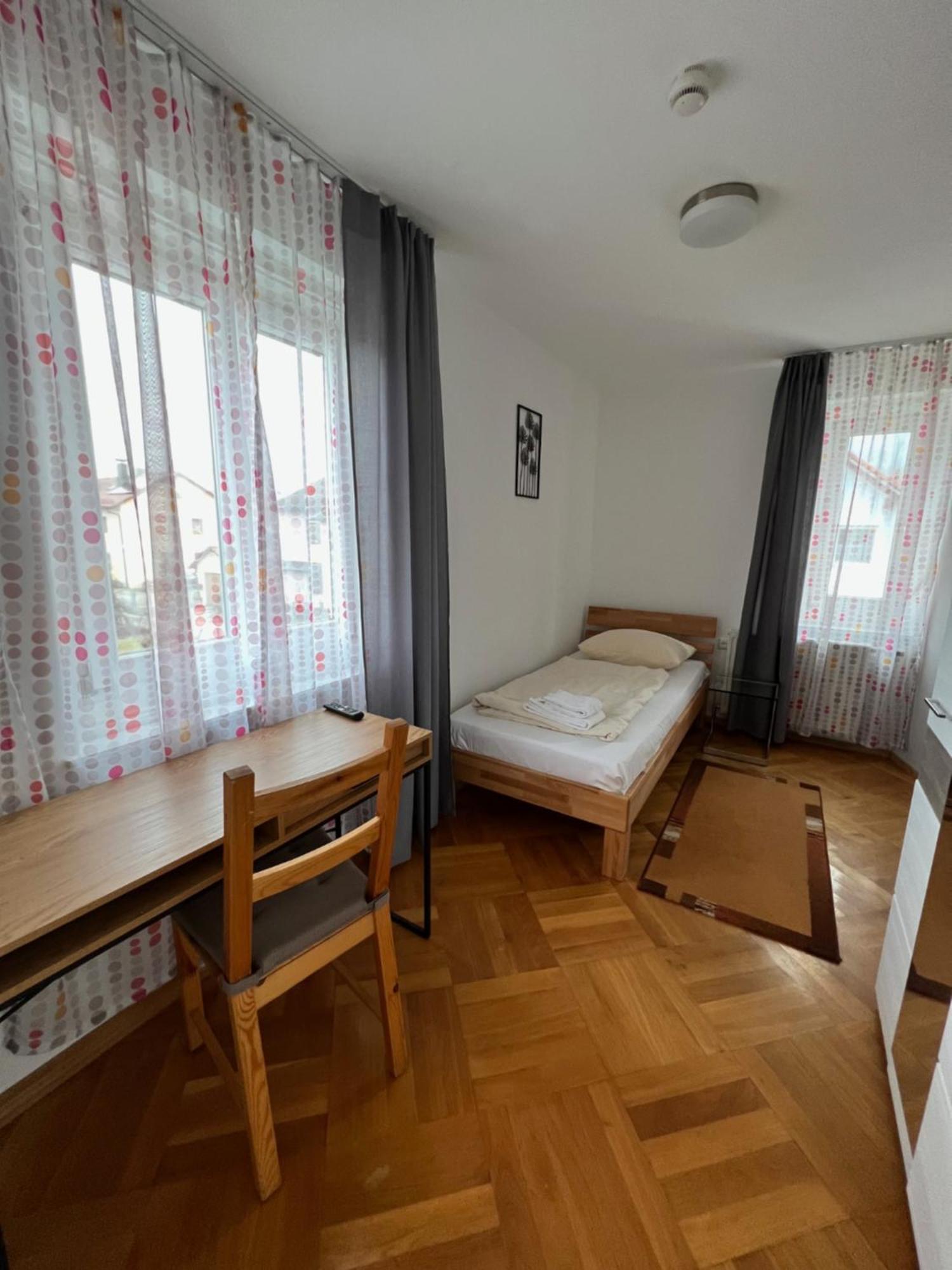 Wg-haus Apartment *